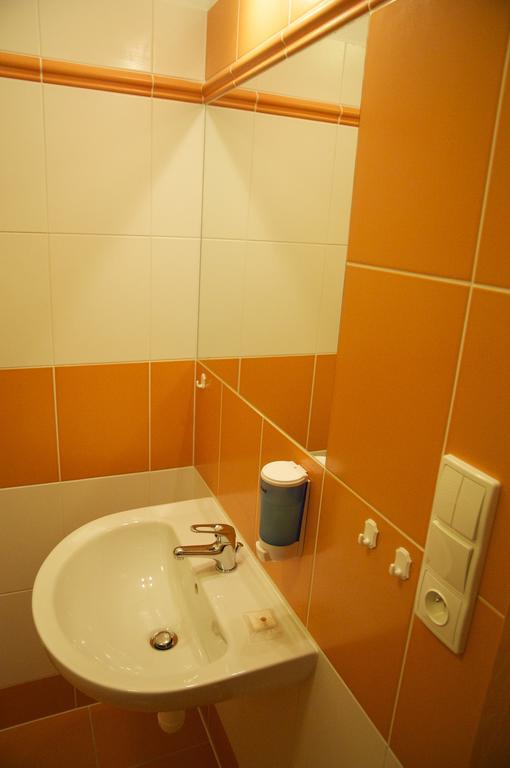 Penzion Pod Zamkem Zruc nad Sazavou Exterior foto